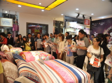 藍絲羽2012秋冬新品訂貨會圓滿落幕，家紡市場迎來新活力